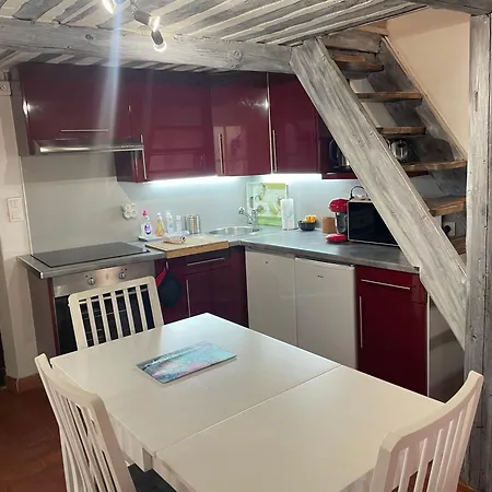 Studio Cosy Dans Le Centre-Ville Historique L'Isle-sur-la-Sorgue Exterior photo